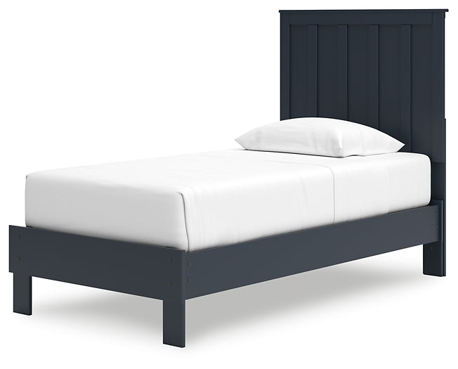 Ashley Express - Simmenfort  Platform Bed