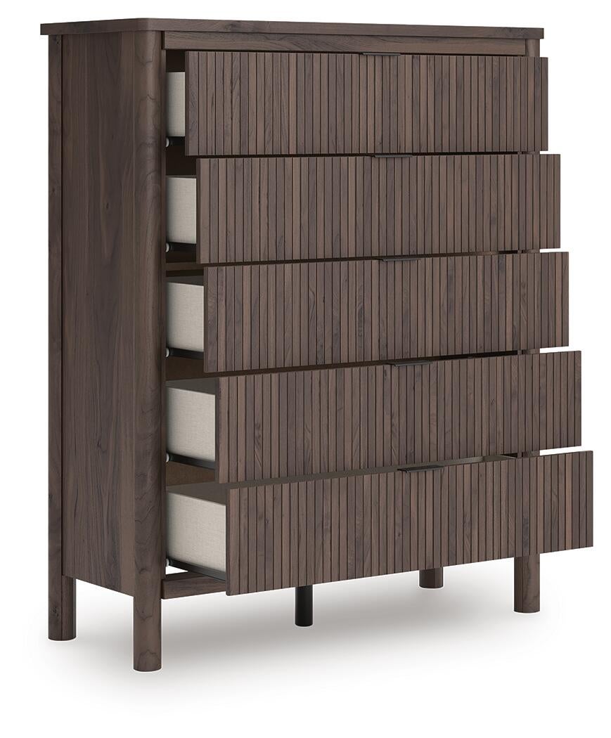 Pamytta Full Panel Platform Bed, Dresser, Mirror, Chest and Nightstand