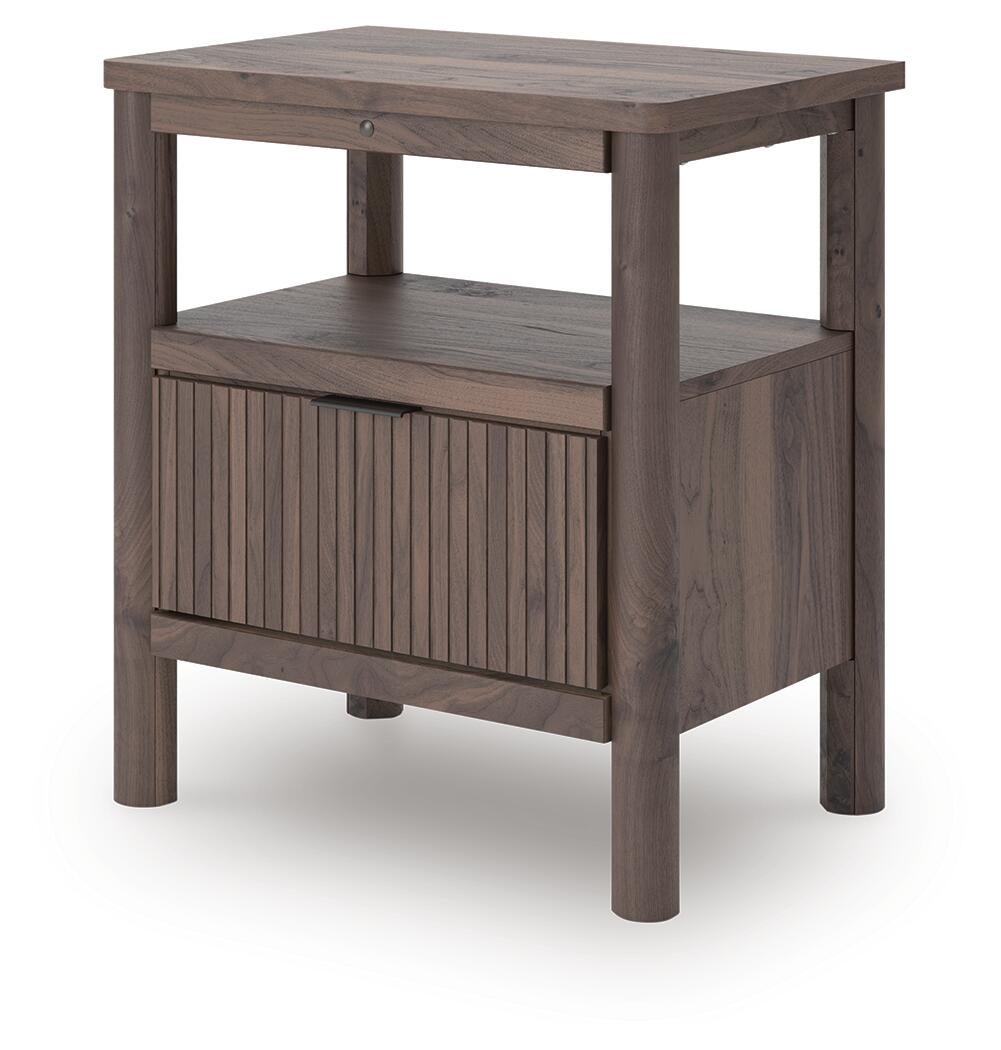 Pamytta Full Panel Platform Bed, Dresser, Mirror, Chest and Nightstand